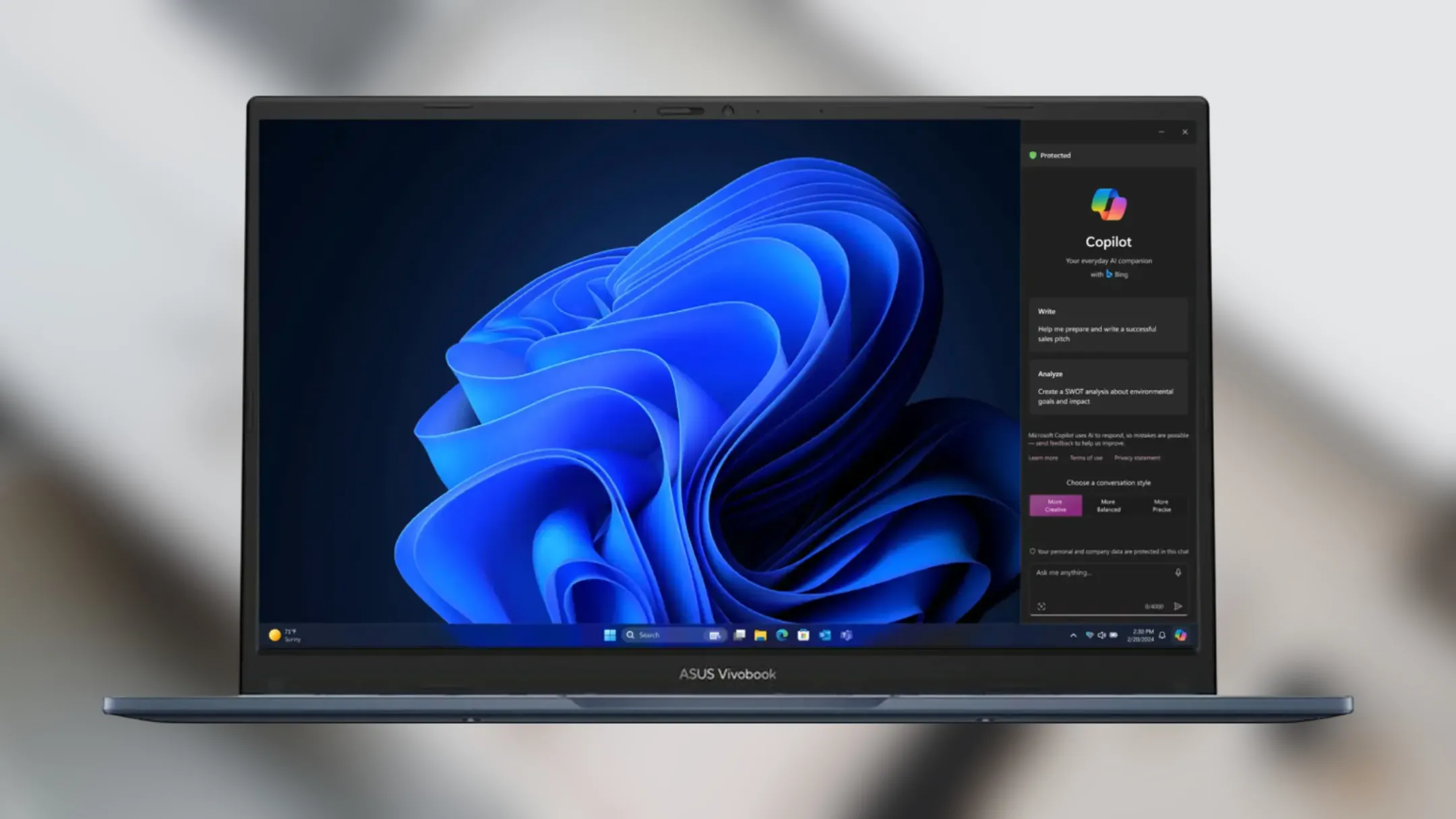 Bàn phím và màn hình Asus Vivobook 14 với giao diện làm việc
