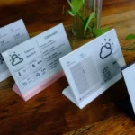 Các phiên bản màn hình e-ink DIY Kit của Seeed Studio và TRMNL