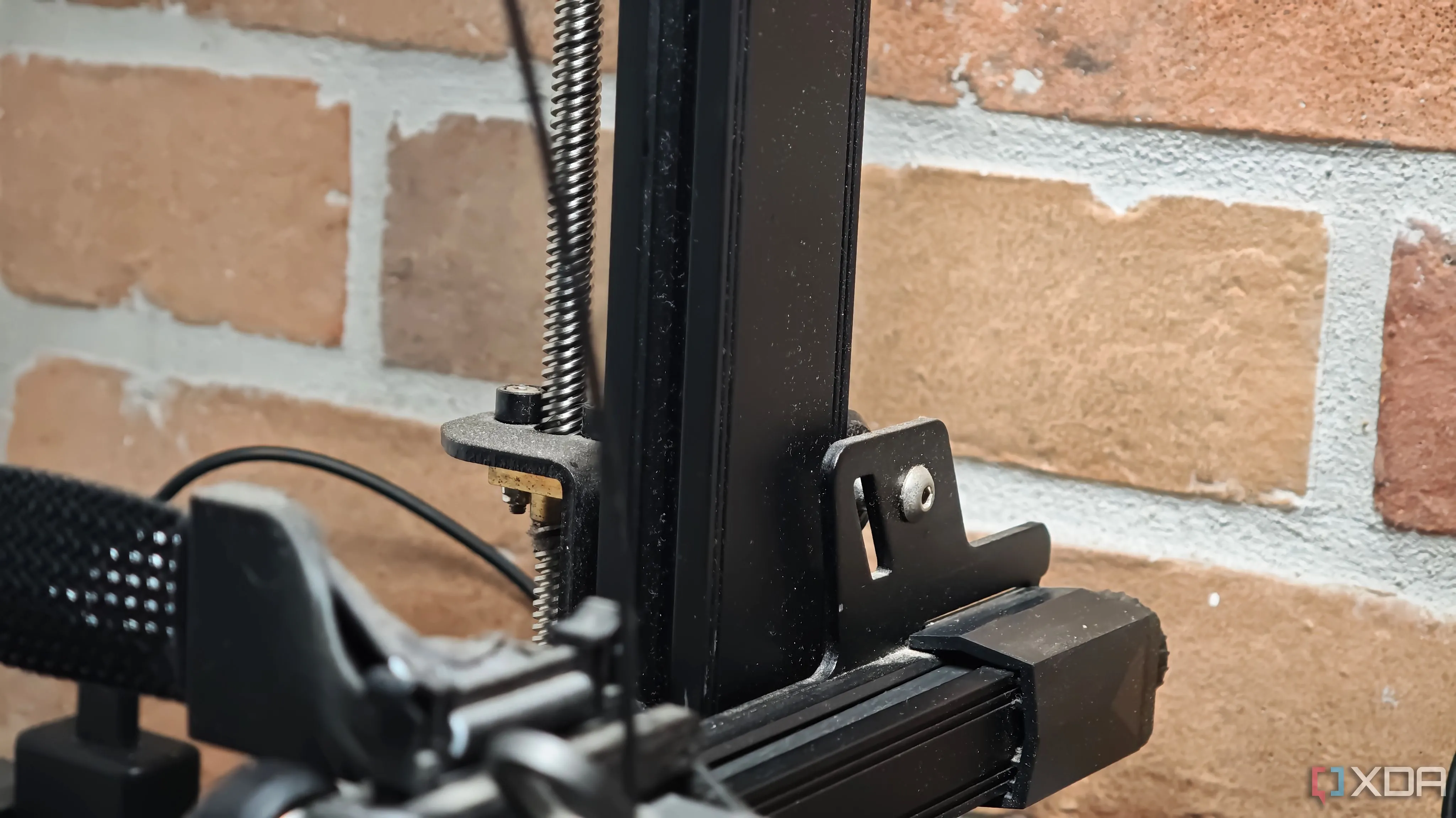 Căn chỉnh lại ray dẫn hướng trên máy in 3D