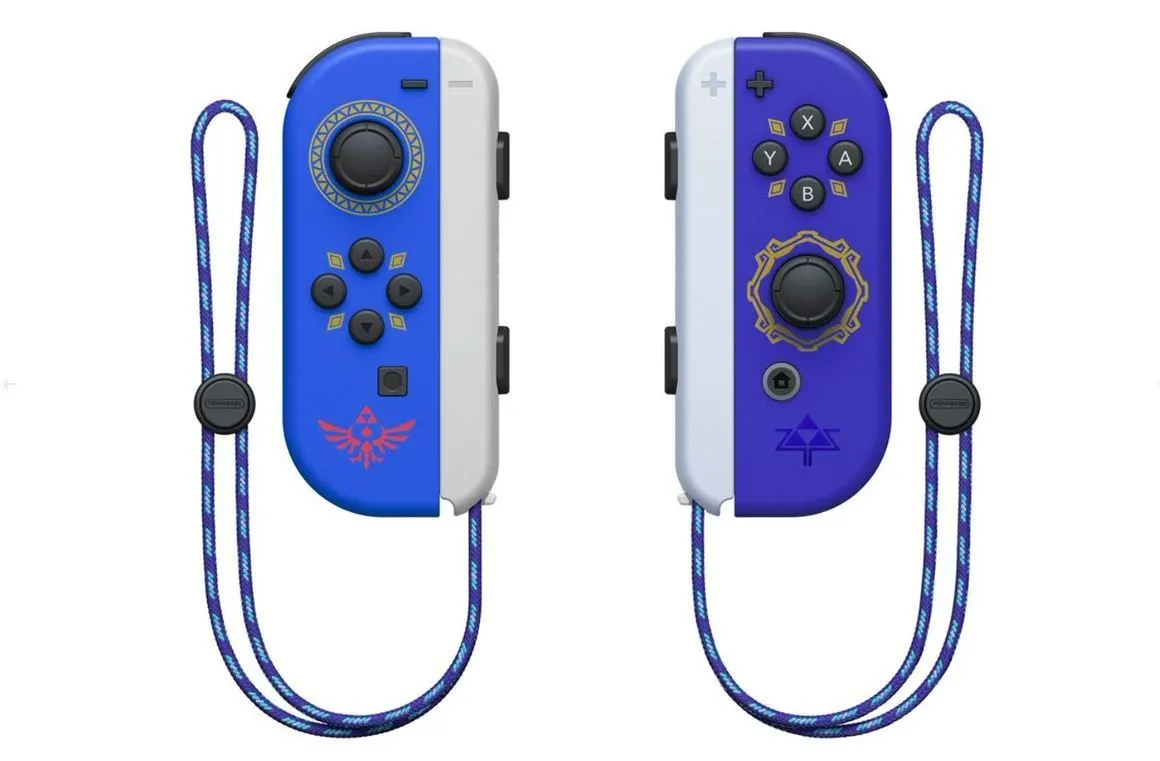 Cặp Joy-Cons phiên bản The Legend of Zelda: Skyward Sword HD độc đáo