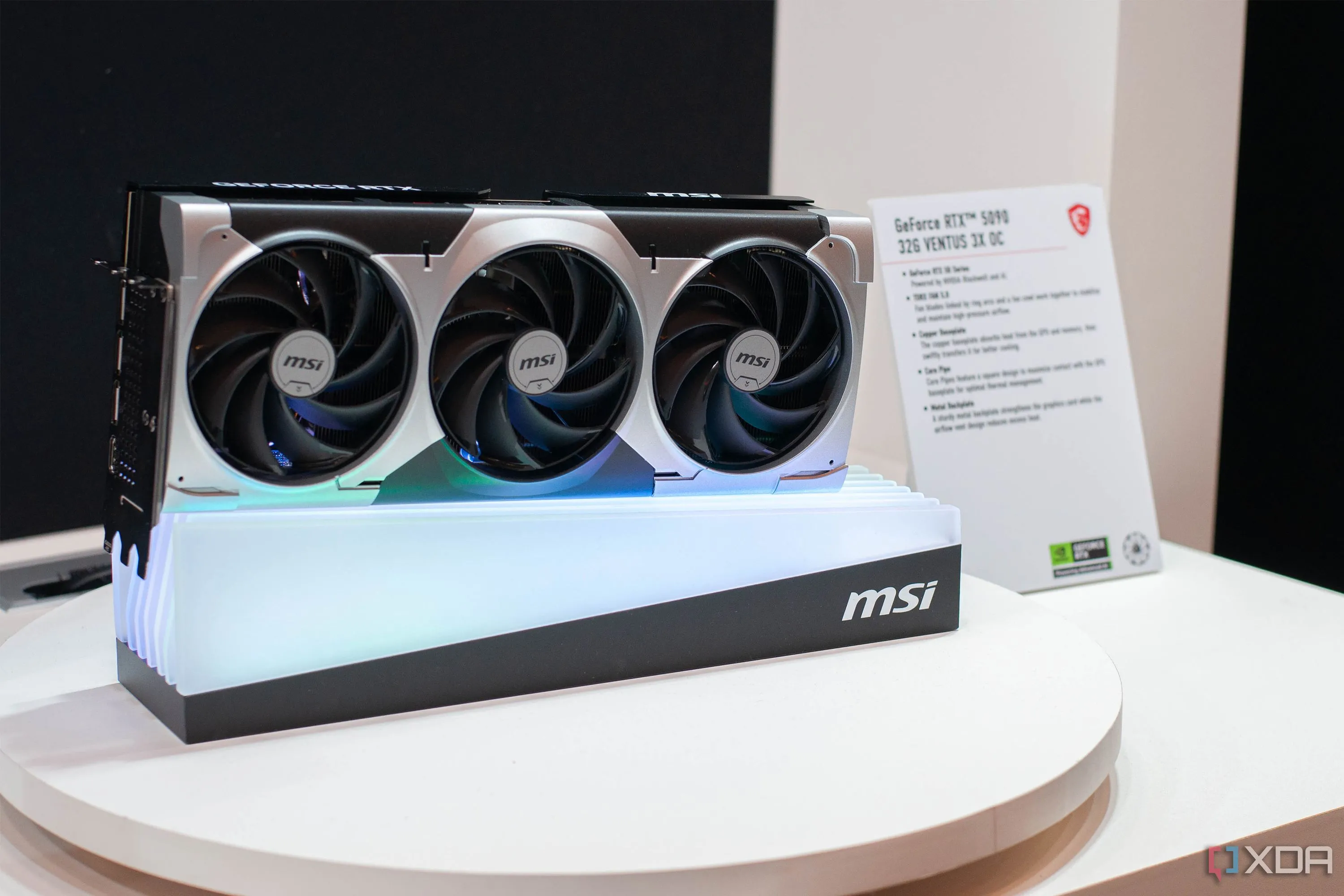 Hướng Dẫn Thay Keo Tản Nhiệt Card Đồ Họa (GPU): Tăng Hiệu Quả Và Kéo Dài Tuổi Thọ Linh Kiện