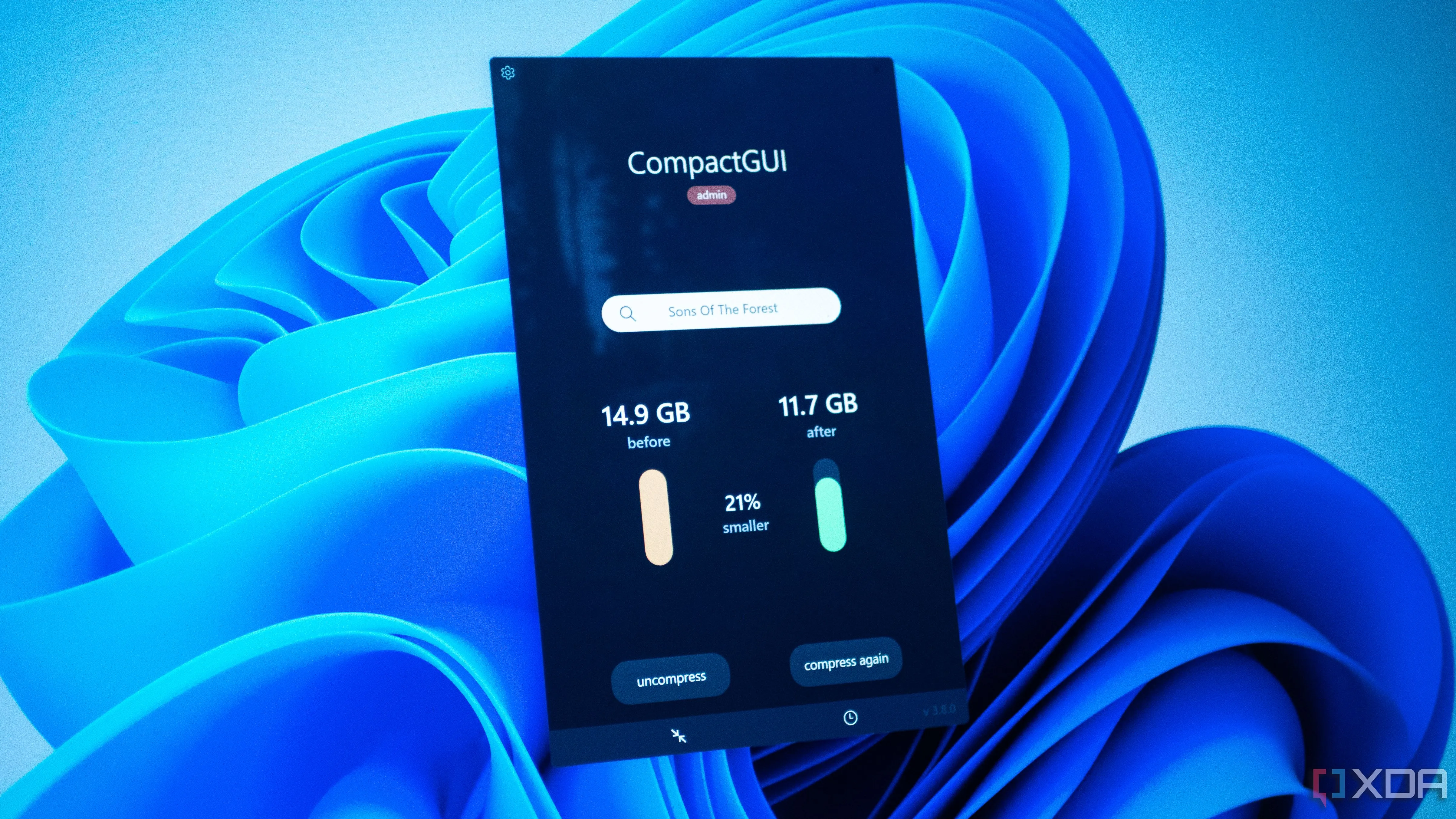 Giao diện CompactGUI trên Windows 11 hiển thị kết quả giảm 21% dung lượng game Sons of the Forest, minh chứng hiệu quả phần mềm