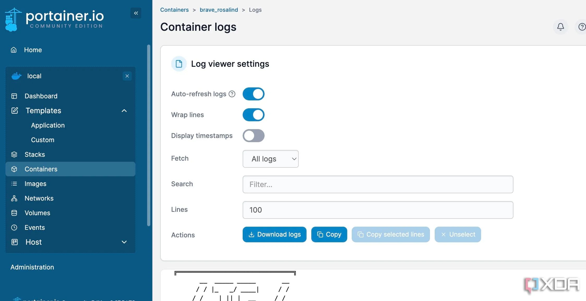 Giao diện hiển thị nhật ký (logs) của một container Docker trong Portainer, giúp dễ dàng theo dõi hoạt động