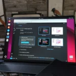 Giao diện phát triển Visual Studio Code chạy trên hệ điều hành Ubuntu, tượng trưng cho các hệ thống Linux hiện đại đang chuyển đổi sang kiến trúc 64-bit.