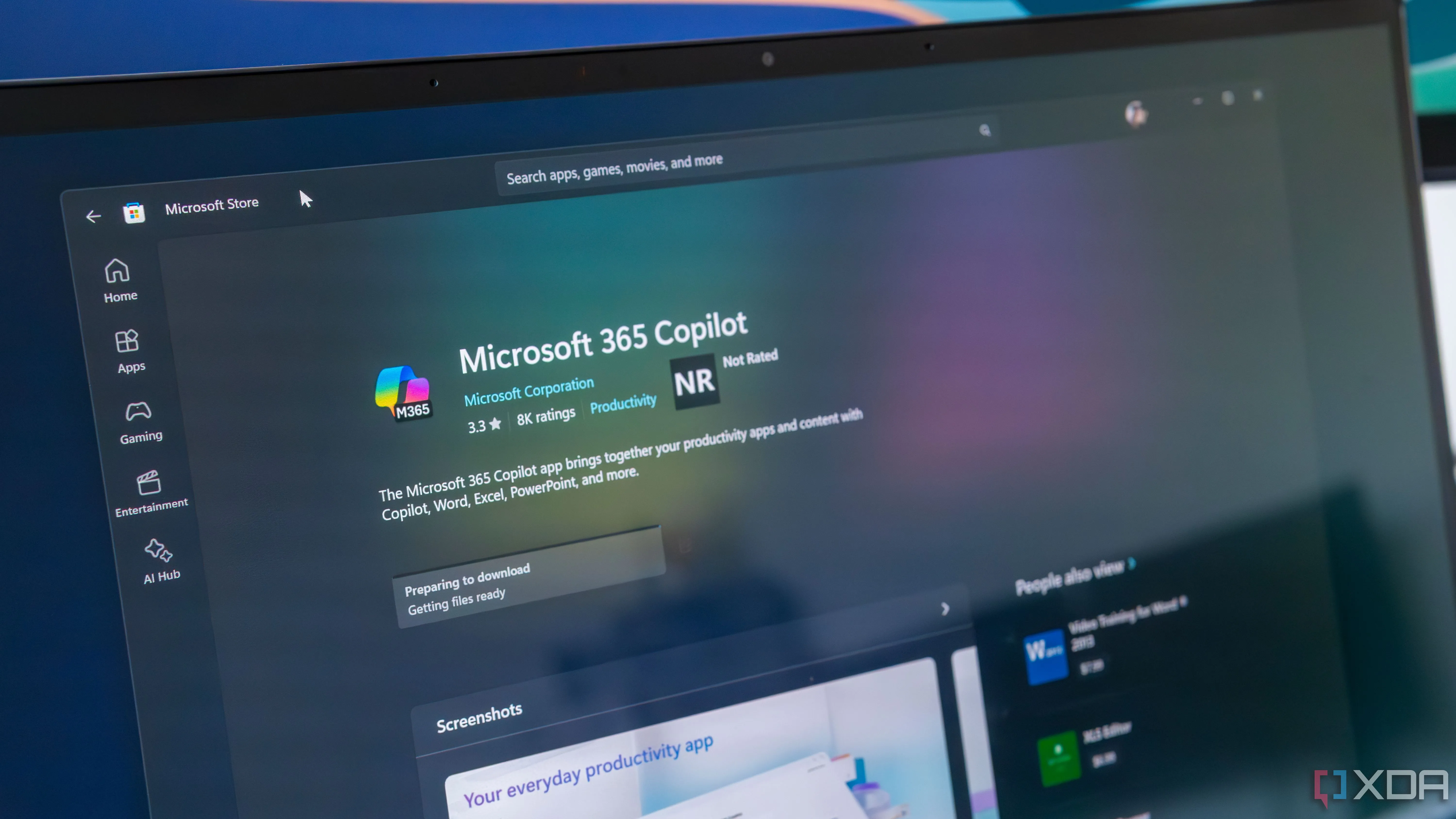 Giao diện ứng dụng Microsoft 365 Copilot trên cửa hàng, thể hiện các cải tiến về trải nghiệm người dùng.