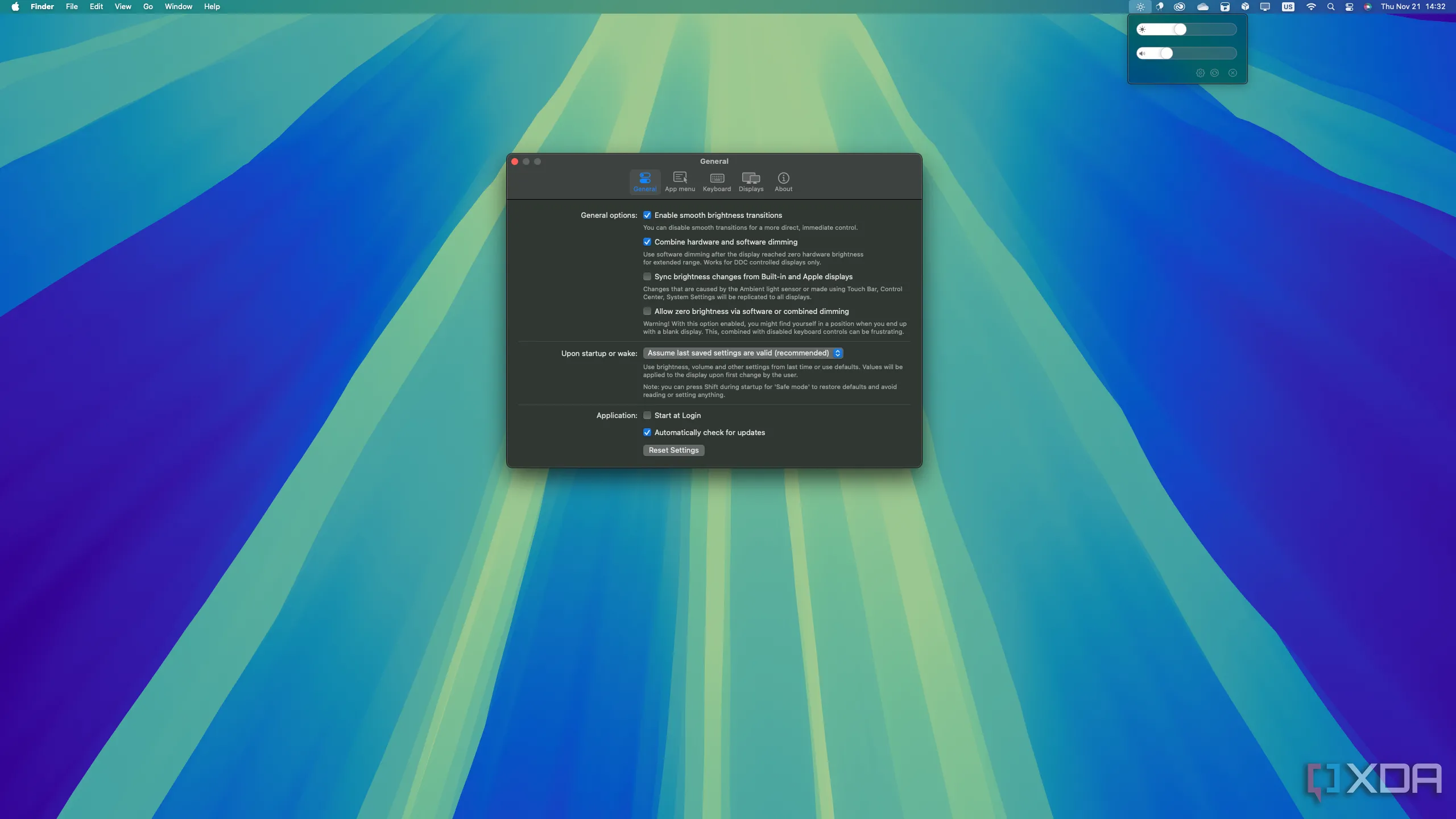 Giao diện và cài đặt ứng dụng MonitorControl trên macOS, giúp điều chỉnh độ sáng màn hình ngoài dễ dàng