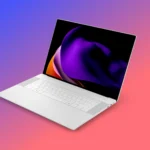 Laptop Dell 16 Premium màu bạch kim sang trọng với thiết kế mỏng nhẹ, thể hiện sự kế thừa và nâng cấp từ dòng XPS