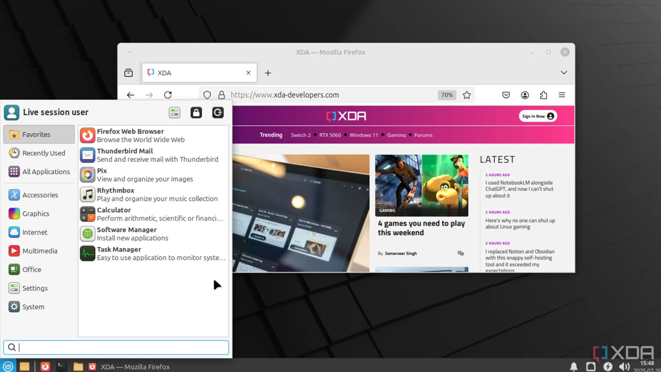 Môi trường desktop Xfce với giao diện tối giản, thể hiện khả năng tiết kiệm tài nguyên và phù hợp cho máy tính cấu hình thấp.