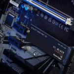Ổ cứng SSD WD_BLACK SN850X NVMe 8TB được gắn vào bo mạch chủ để tối ưu hiệu năng