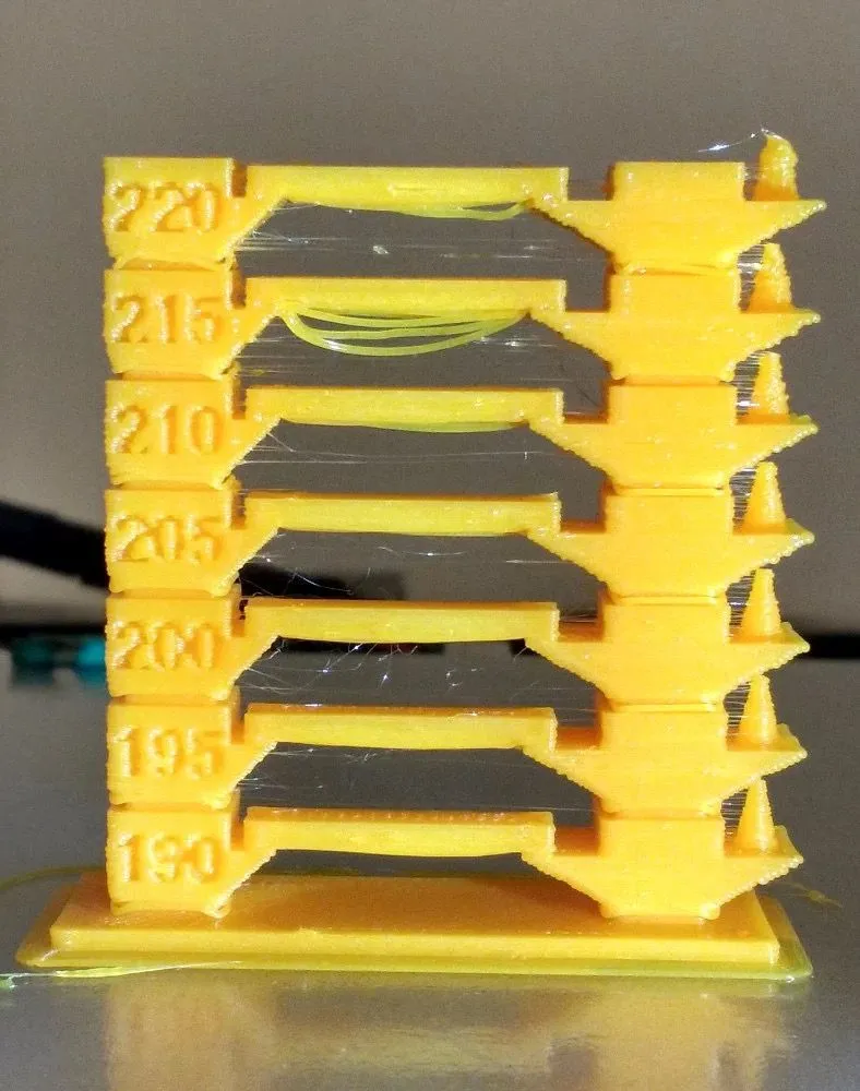 Tháp nhiệt độ in 3D với các tầng in ở nhiệt độ khác nhau để tối ưu cài đặt