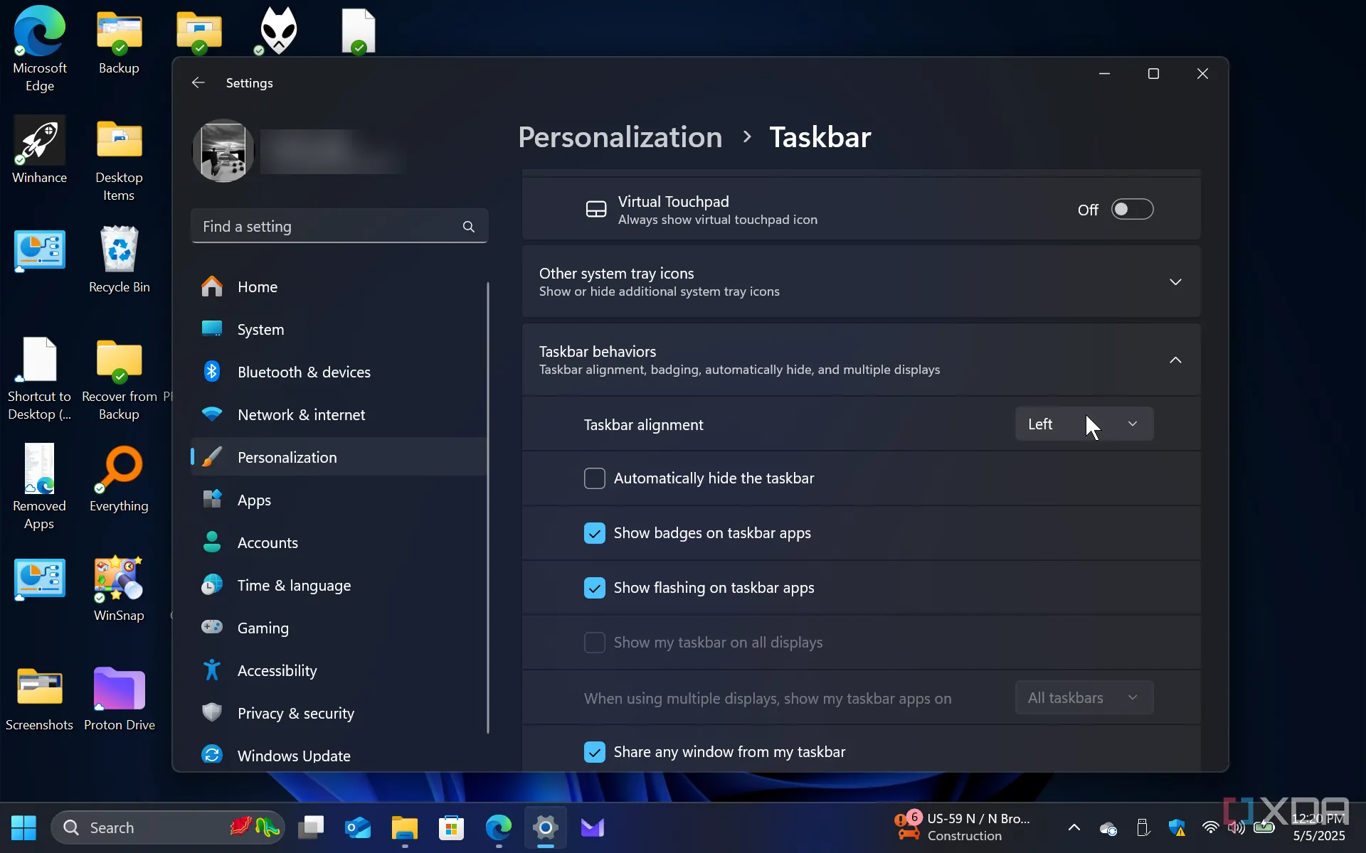Thay đổi vị trí nút Start menu về góc trái trên Windows 11