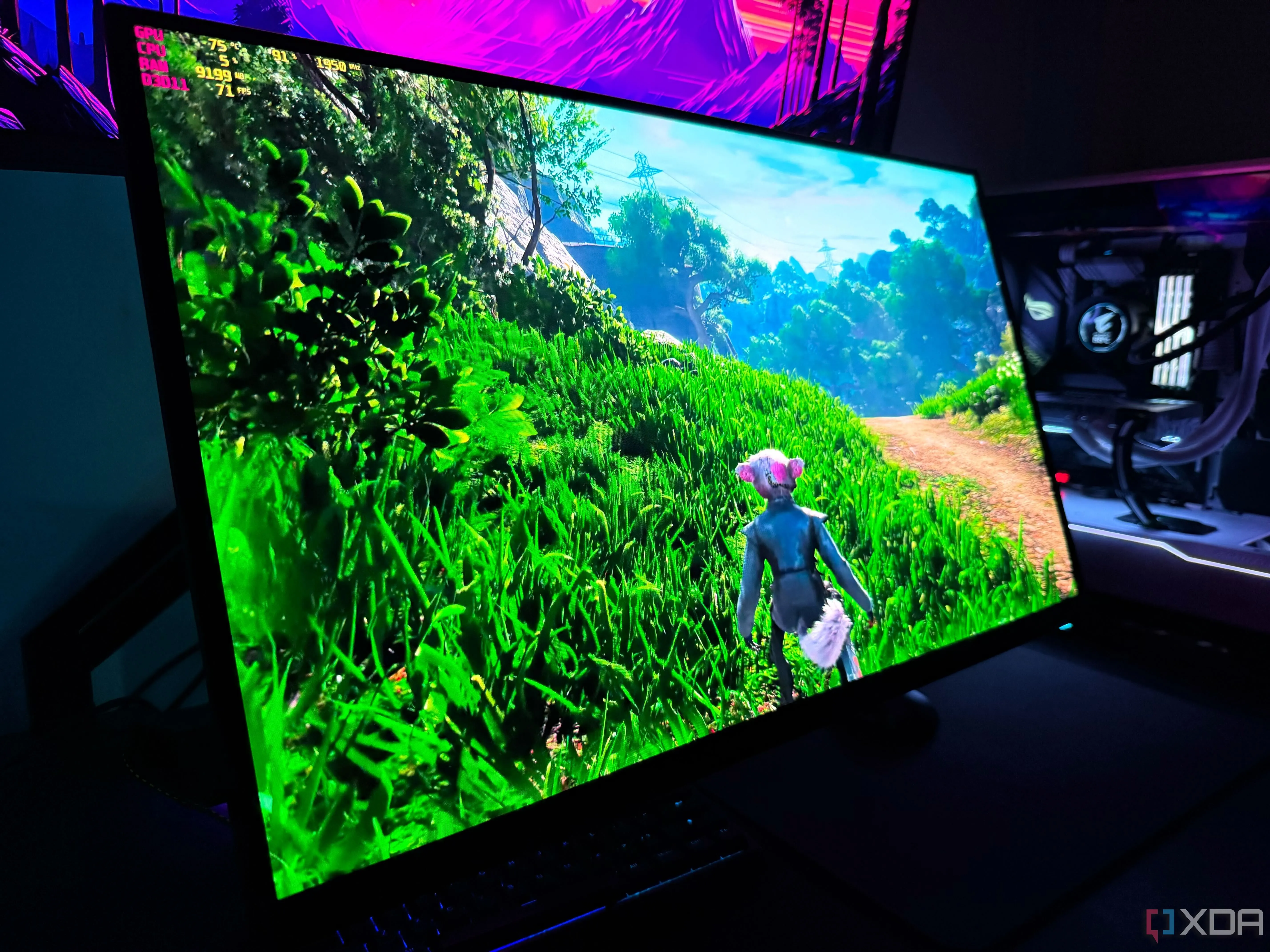 Trải nghiệm chơi game Biomutant trên màn hình OLED, minh họa hiệu năng DDR5 trong các tựa game.